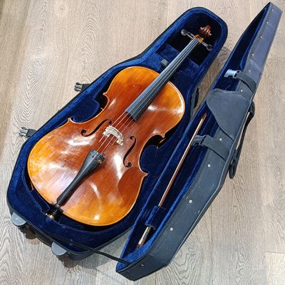 Vintage Sandner Germany 4/4 size Cello in travelling case with bow - some stains to wood