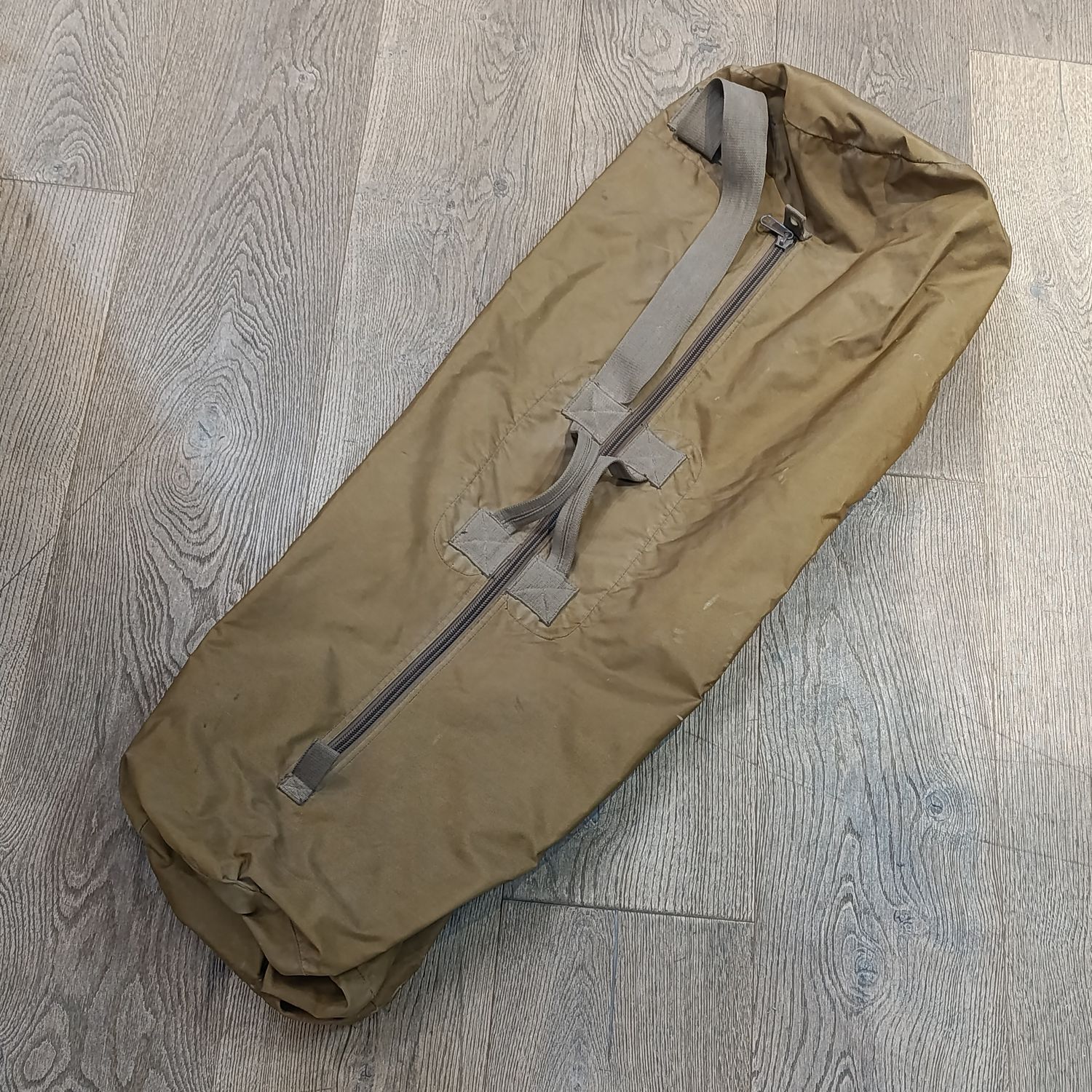 SADF Nutria duffle bag (balsak) with zip