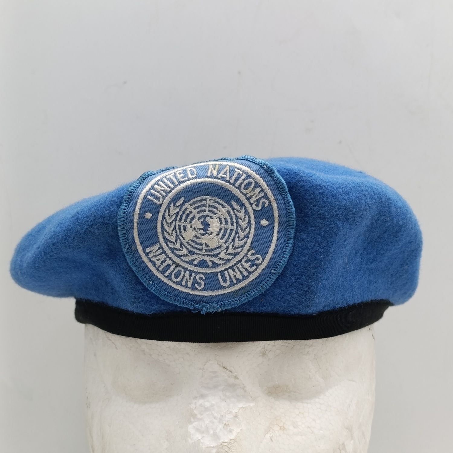 United nations blue beret - size 57
