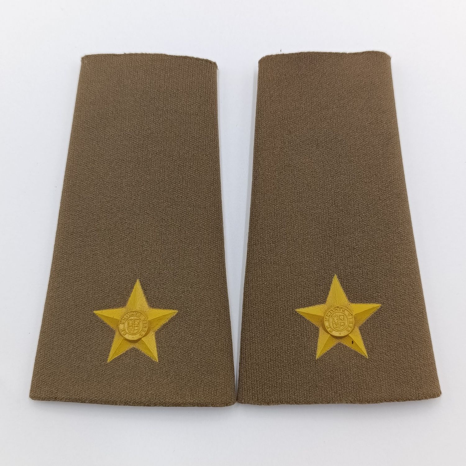 Pair of SADF 1st Lieutenant rank epaulettes