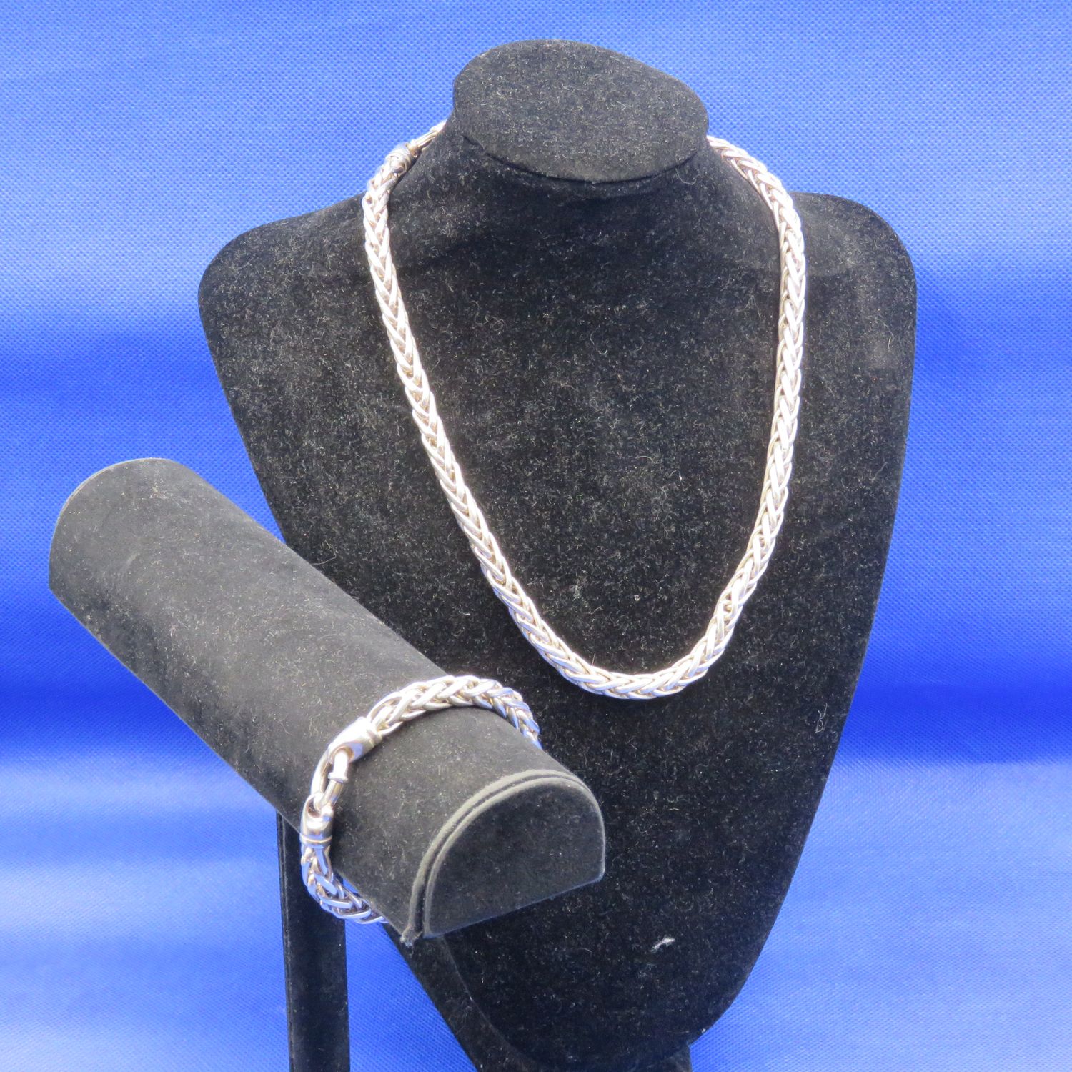 Sterling silver bracelet and necklace set - weighs 70.8 grams