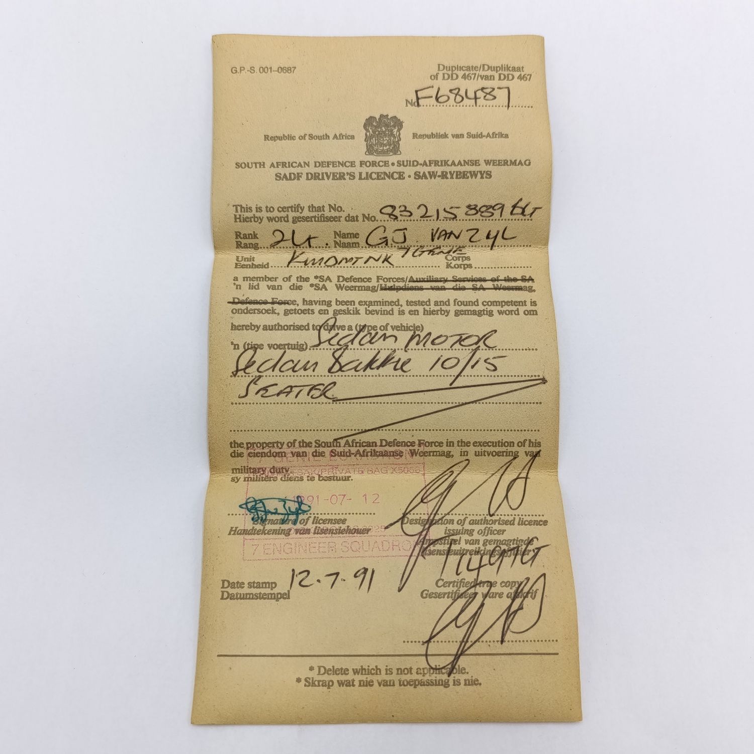 Old SA Defence Force drivers license of Commandant GJ van Zyl - Engineers corps