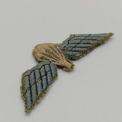 Rhodesian Army Parachute regiment cloth wing