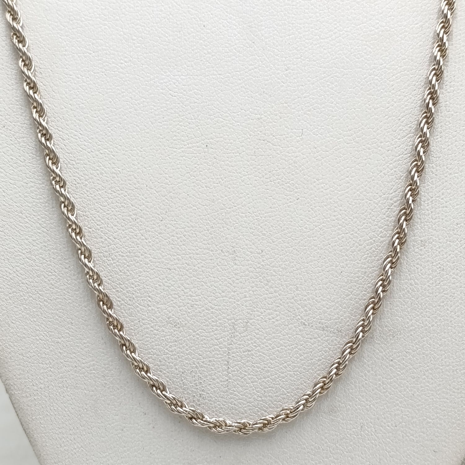 Sterling silver vintage chain - weighs 9.5 grams