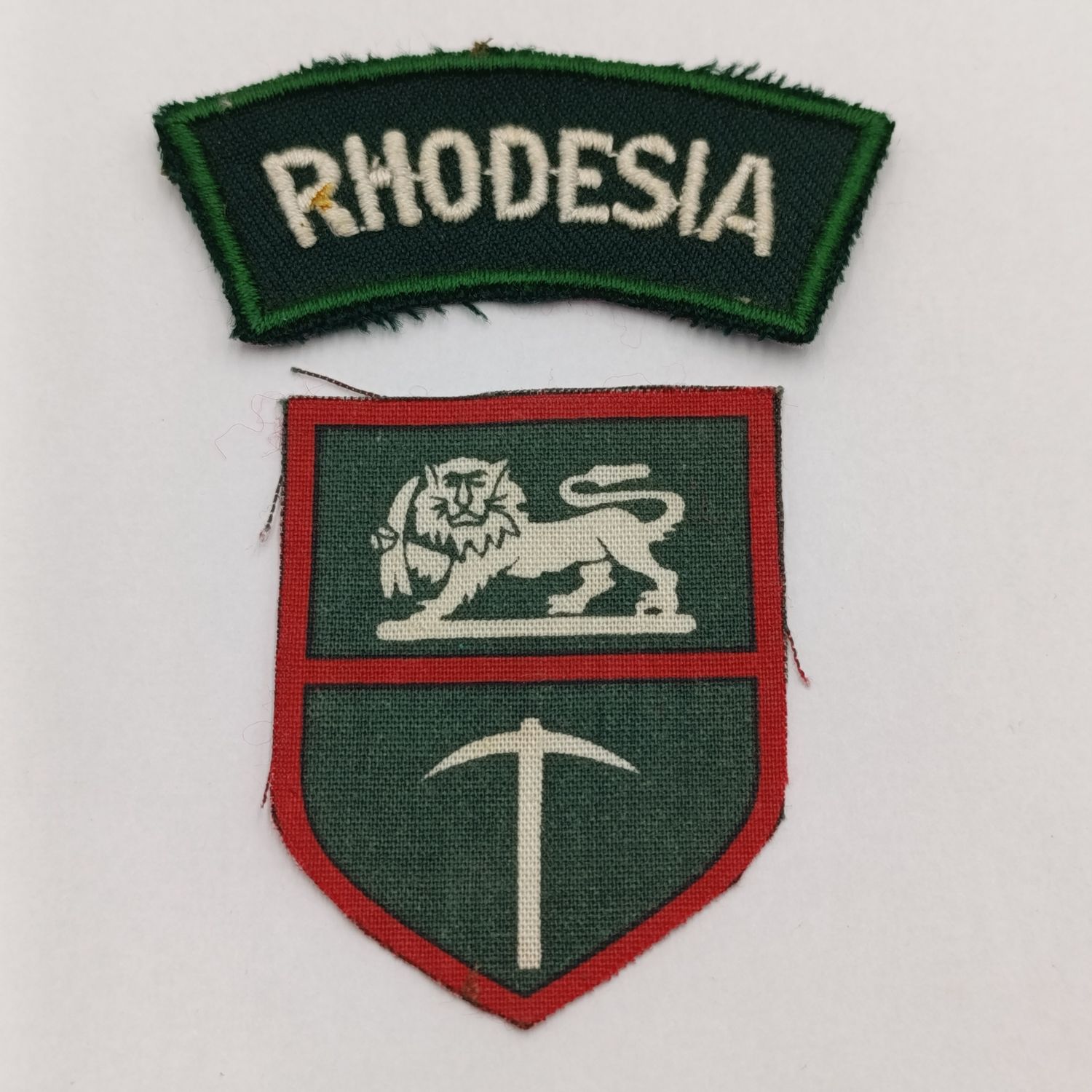 Rhodesian Army cloth patch with shoulder title