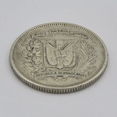 Dominican Republic 1947 silver 25 Centavos XF