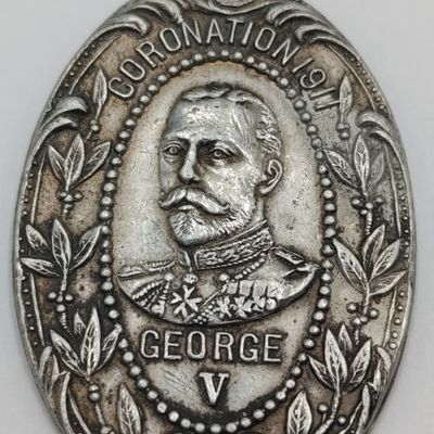 1911 George 5 coronation pendant badge