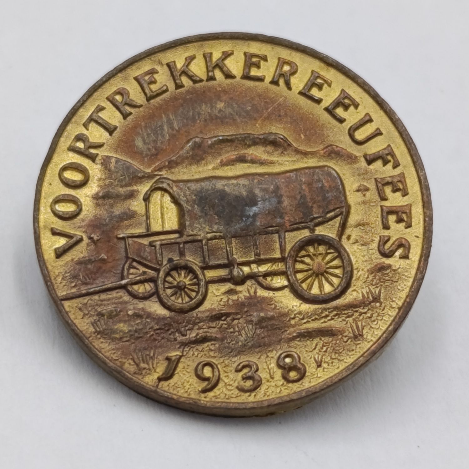 1938 Voortrekker eeufees badge with pin intact