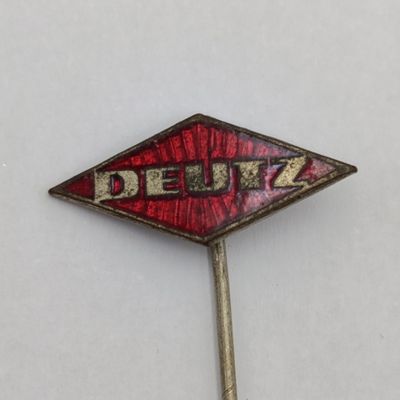 Vintage Deutz pin badge enameling intact