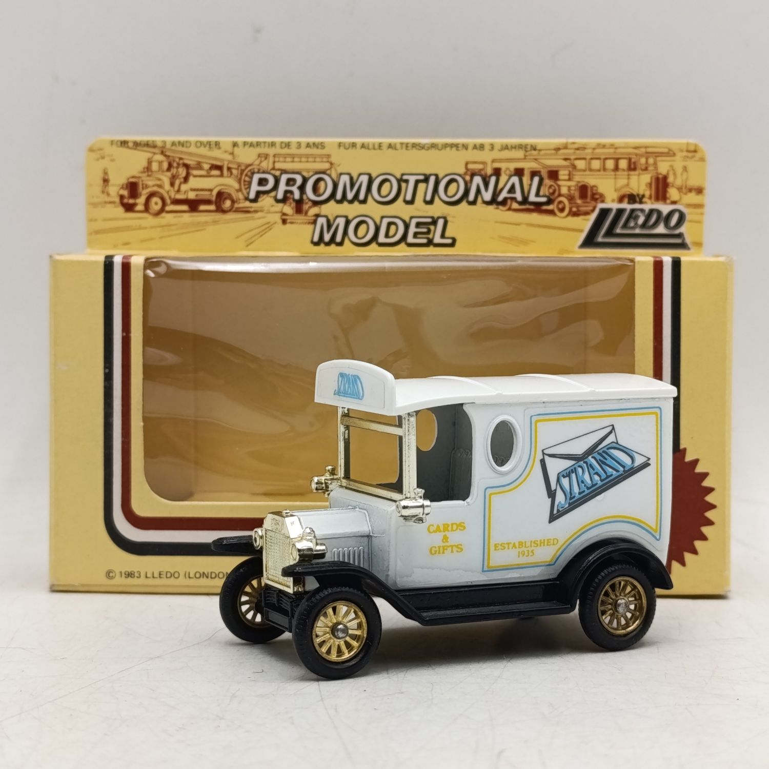 Lledo 1928 Ford Model T Strand Cards and Gift delivery van model car in box