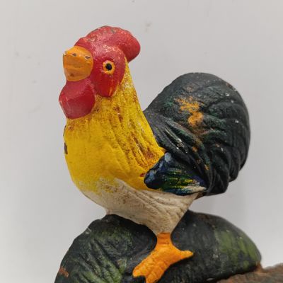 Vintage Cast iron soap holder with Rooster figurine