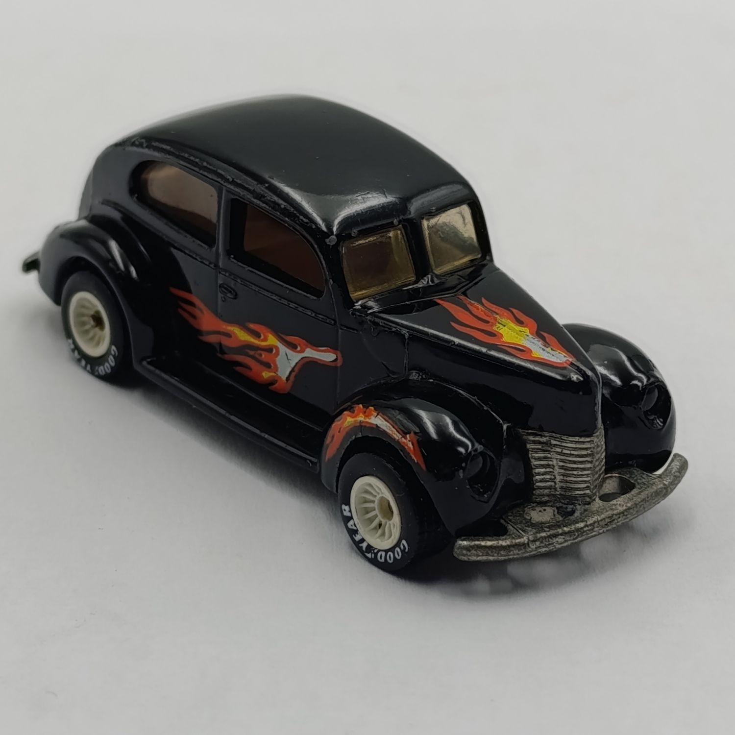 Vintage Real Riders Hot Wheels 1940 Ford 2-Door die-cast toy car