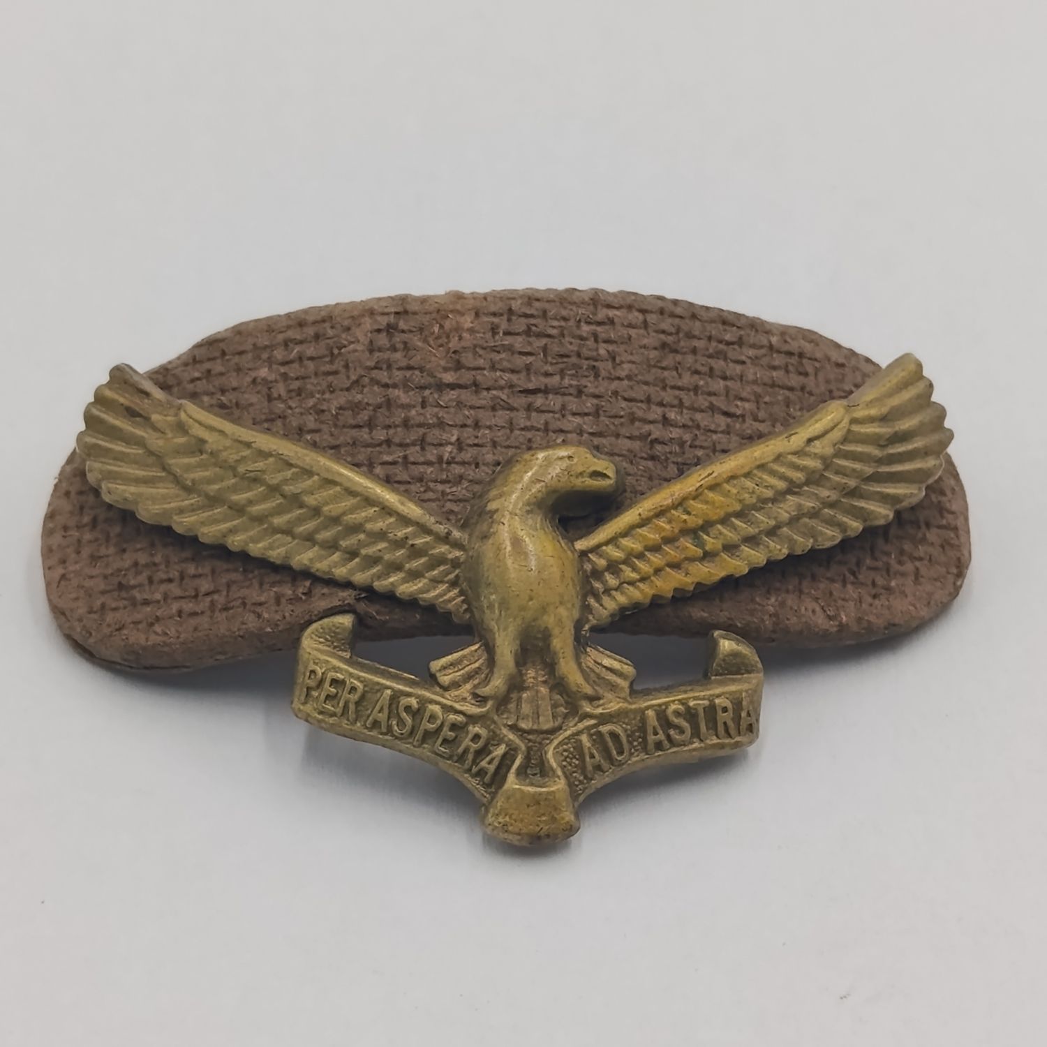 Vintage SAAF cap badge