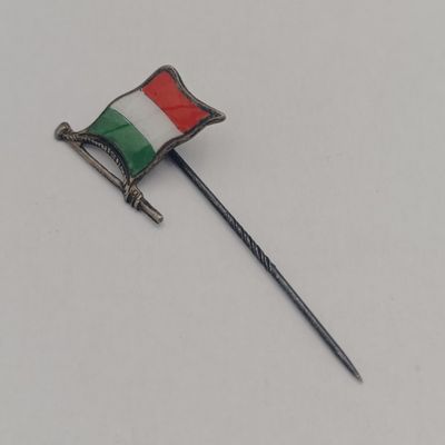 Italian vintage long pin badge - enameled