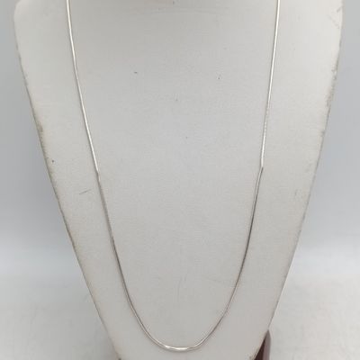 Sterling silver necklace - weighs 6 grams