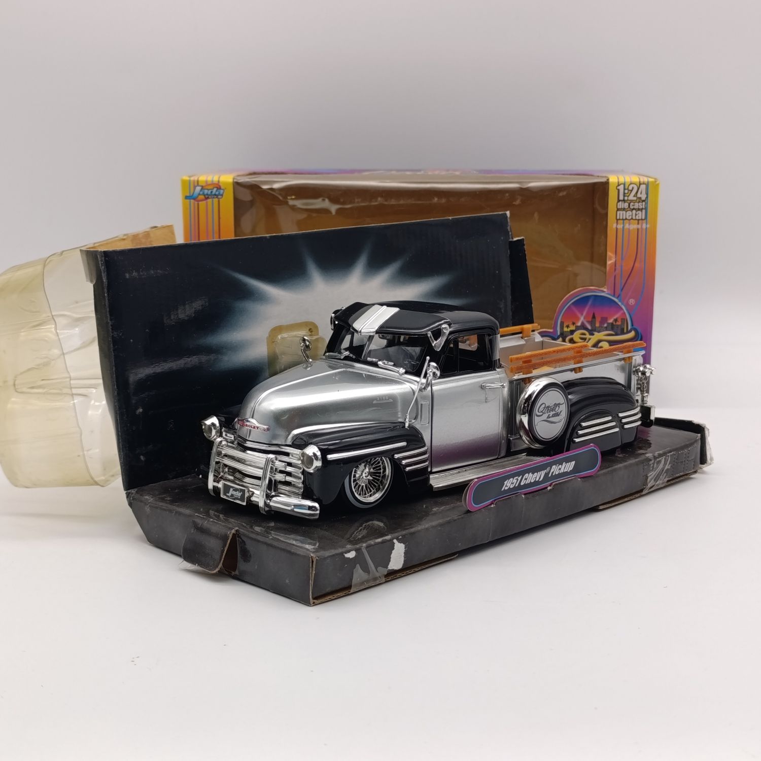 Jada LowRider Series 1951 Chevy pickup model car truck - scale 1/24