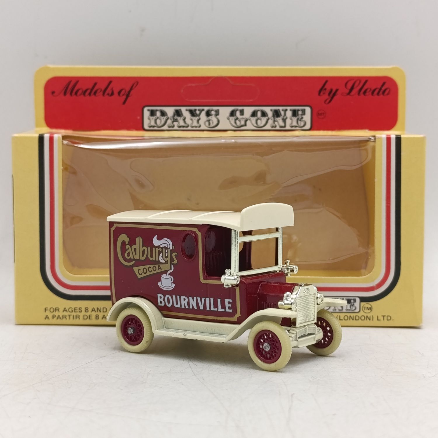 Lledo 1928 Ford Model T Cadbury Cocoa Bournville delivery van model car in box