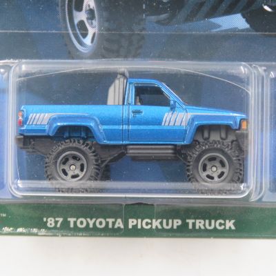 Hot Wheels Premium Real Riders 1987 Toyota Hilux Pickup truck - sealed