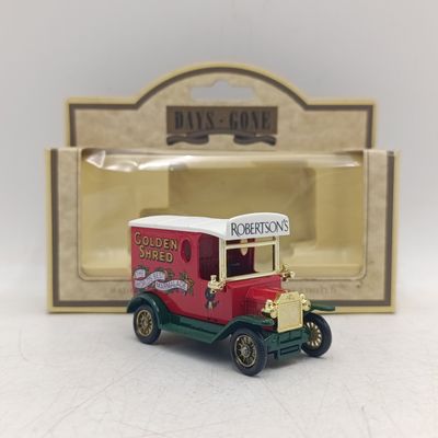 Lledo 1928 Ford Model T with Golden Shred advertising model car in box