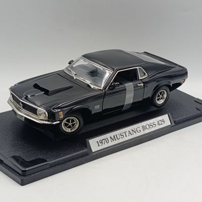 Motor Max 1970 Mustang Boss 429 die-cast model car - scale 1/18