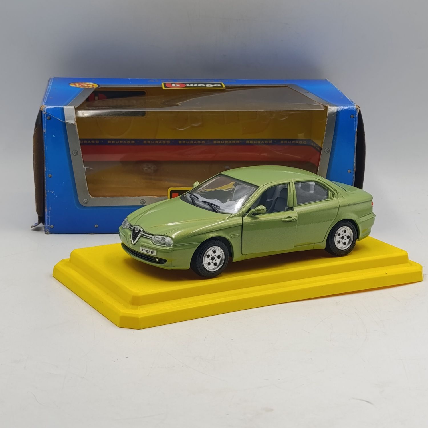 Bburago Alfa Romeo 156 die-cast model car in box - scale 1/24