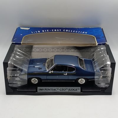 MotorMax 1969 Pontiac GTO Judge die-cast model car - scale 1/18