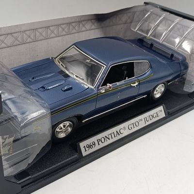 MotorMax 1969 Pontiac GTO Judge die-cast model car - scale 1/18