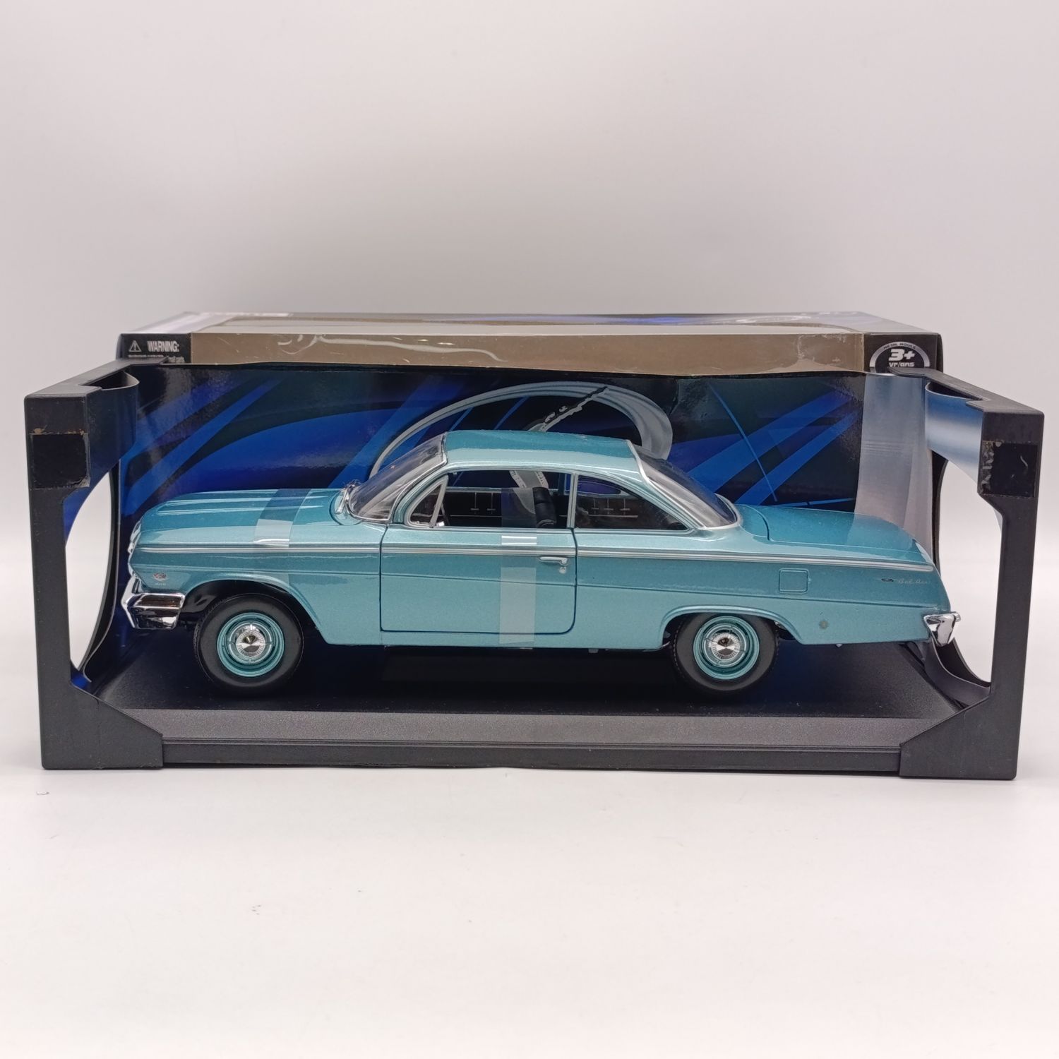 Maisto 1962 Chevrolet Bel Air die-cast model car - scale 1/18