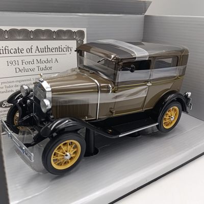 Motor City Classics 1931 Ford Model A Tudor hand crafted die-cast model car - scale 1/18