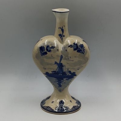 Johannes de Kuyper Delft heart shaped porcelain liquor decanter