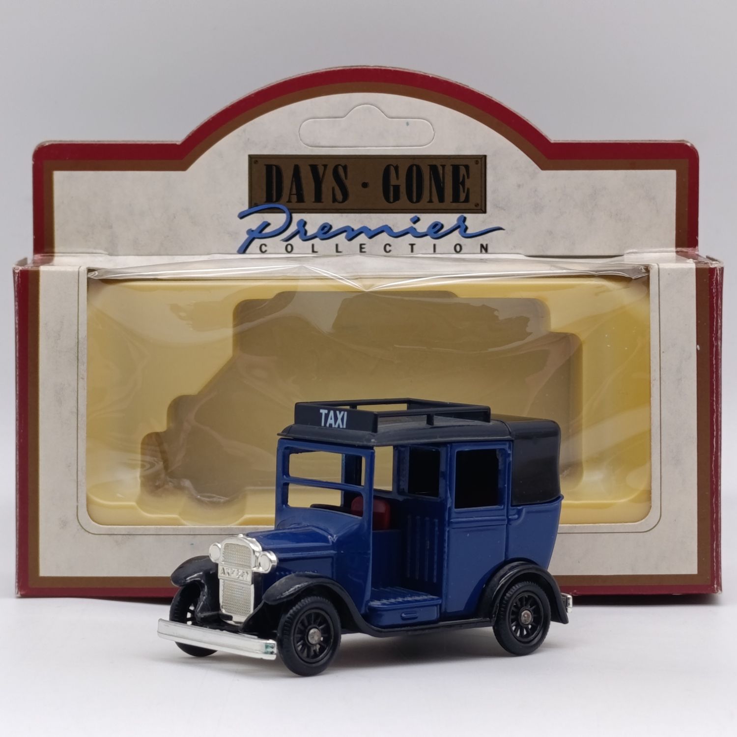 Lledo 1933 Austin Taxi blue model car in box