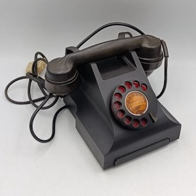 Vintage Bakelite Rotary dial telephone