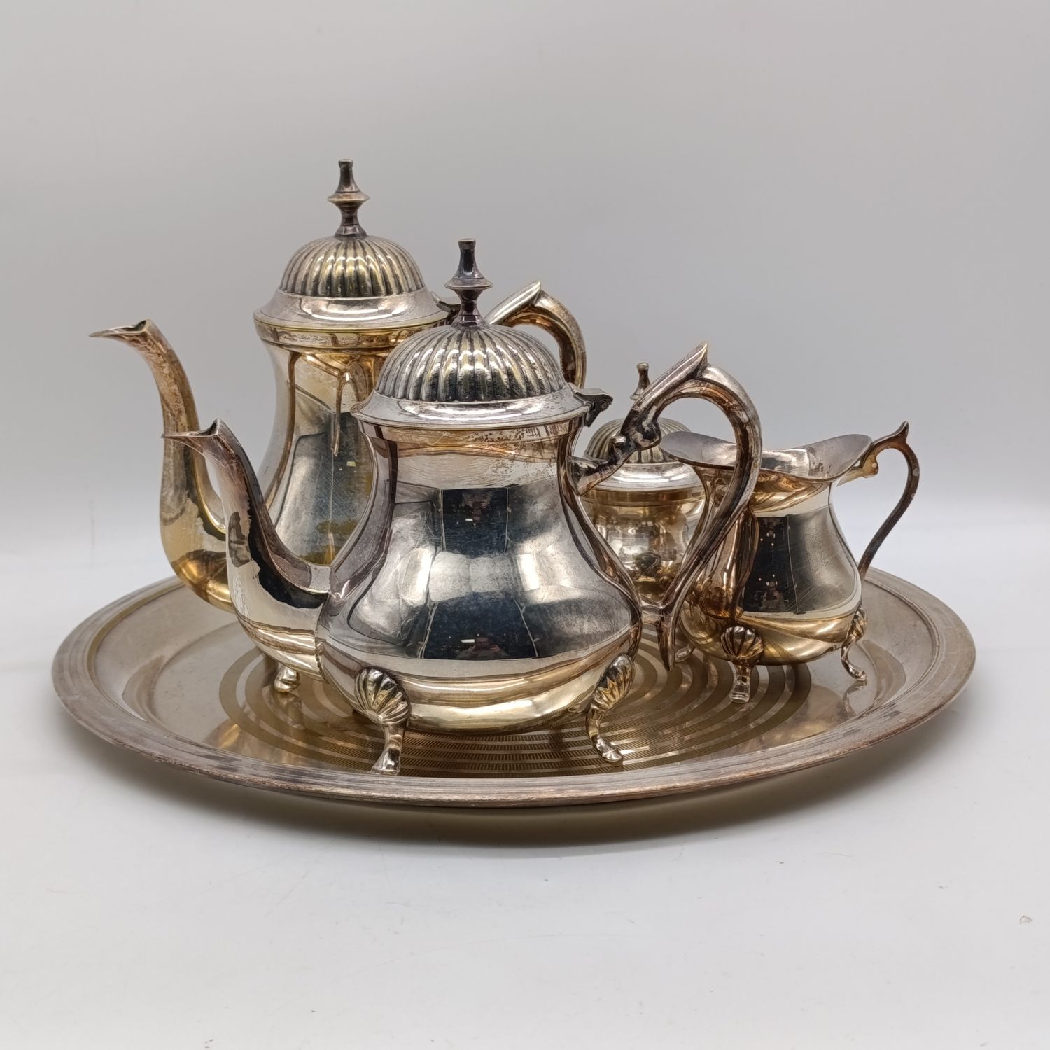 Vintage silverplated tea/coffee set - Teapot, coffee pot, milk jug, sugar bowl, tray