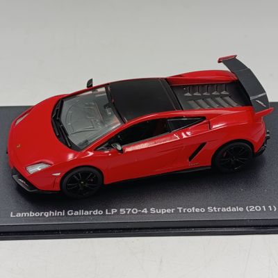 2011 Lamborghini Gallardo LP 570-4 Super Trofeo Stradale die-cast model car - scale 1/43