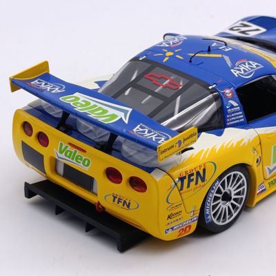 AutoArt 2006 Corvette C5-R #72 die-cast 24h Le Mans race car model - scale 1/18 - no box
