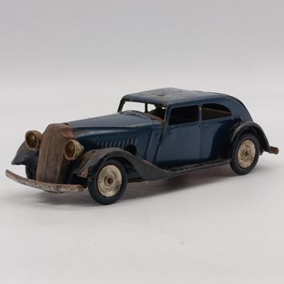 Vintage Tri-Ang Minic tinplate mechanical clockwork toy car - needs TLC