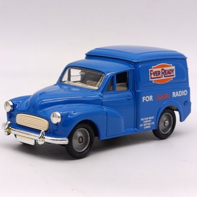 Lledo Days Gone 1960 Morris Minor EverReady Batteries delivery van