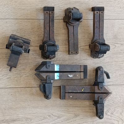 Lot of Shrinker/Stretcher jaws for shaping metal