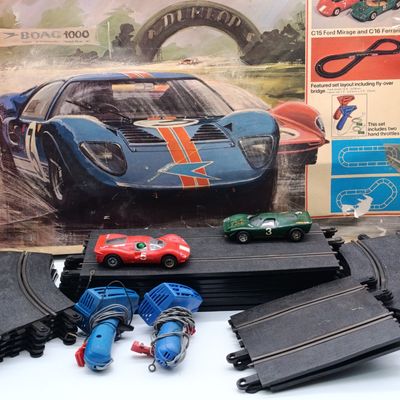 Vintage Scalextric CS.72 International model motor racing set in box - including two cars, controllers and tracks - not tested