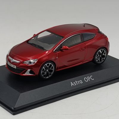 Opel Astra OPC die-cast model car - scale 1/43