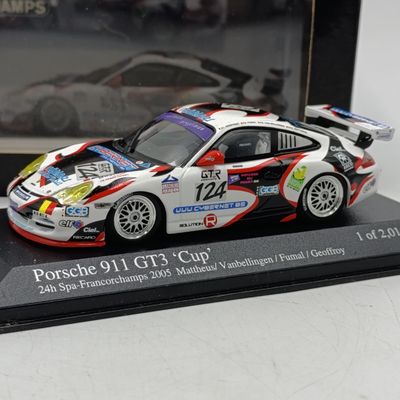 MiniChamps Porsche 911 GT3 Cup #124 Spa-Francorchamps race car model - scale 1/43
