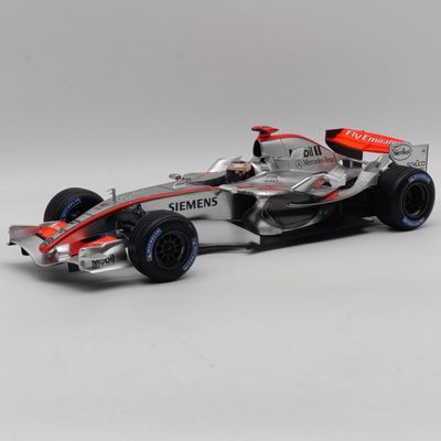 Hot Wheels McLaren MP4-21 F1 die-cast racing model car - scale 1/18