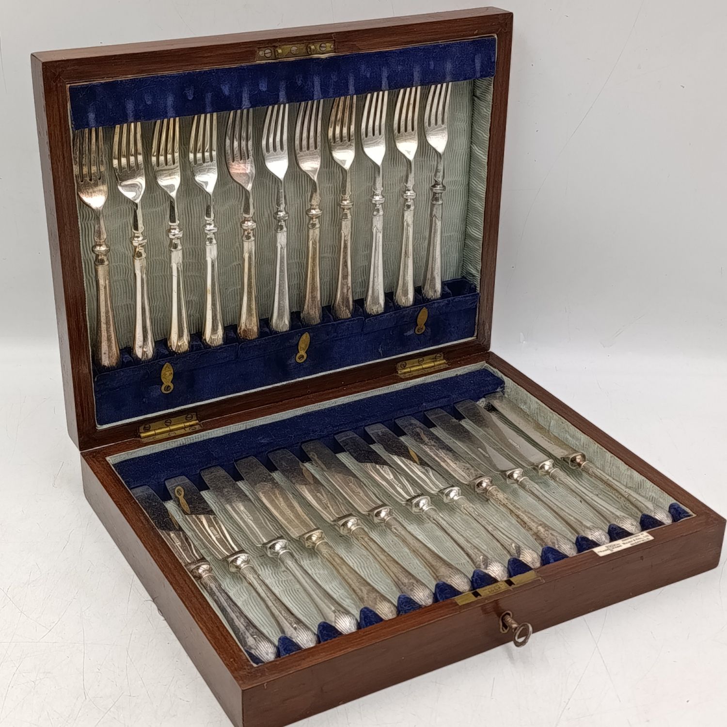 Antique silverplated fruit cutlery set in wooden case - 11 forks, 12 knives