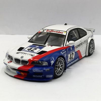 AutoArt BMW M3 GTR #42 Nurburgring 24h die-cast race model car - rear spoiler broken - scale 1/18