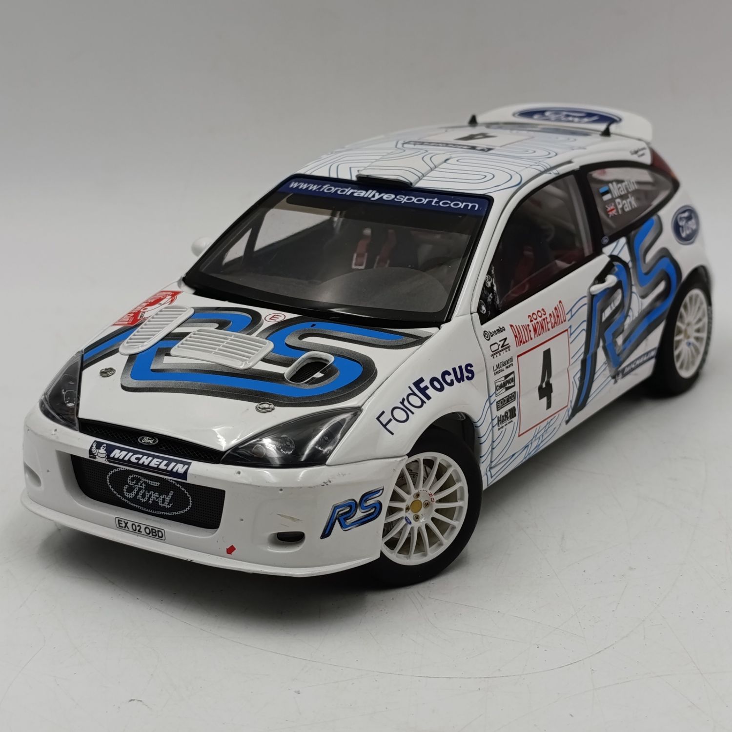 AutoArt 2003 Ford Focus RS WRC Monte Carlo #4 rally model car - mirror and bonnet trim missing - scale 1/18