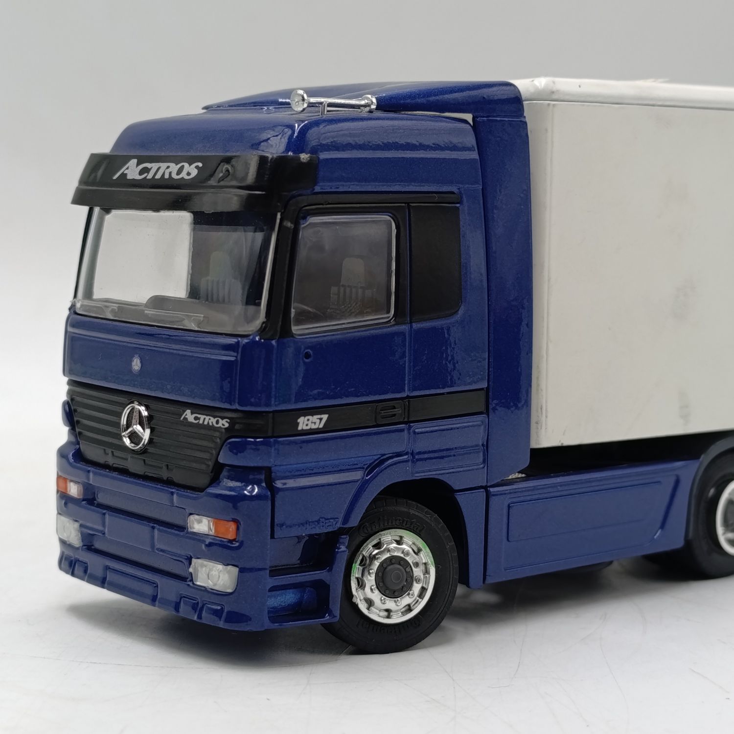 NZG Modelle No.422 Mercedes-Benz 1857 die-cast truck and trailer - horn missing
