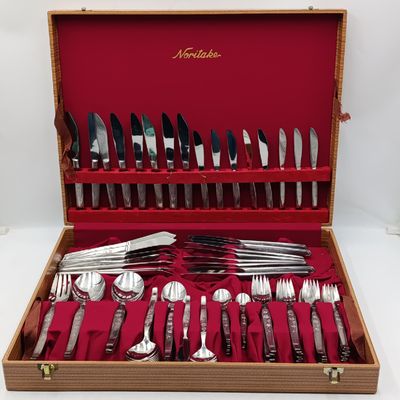 Vintage Noritake Wild Ivy stainless steel 107 piece cutlery set - one spoon missing