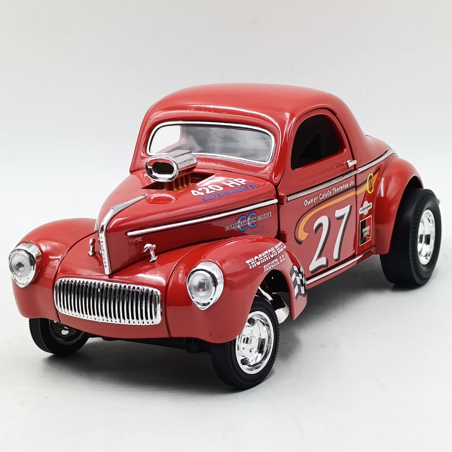 Road Signature 1941 Willys #27 Supercharged Hot Rod race car model - scale 1/18