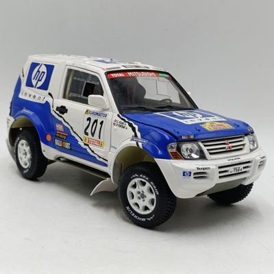 Solido Mitsubishi Pajero #201 Dakar rally die-cast model car - scale 1/18