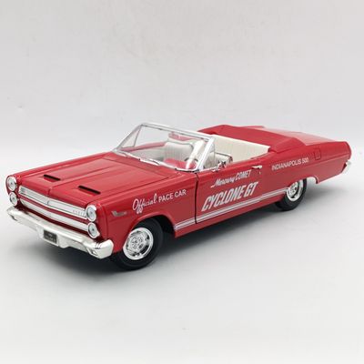 Road Signature 1966 Mercury Cyclone GT official pace car die-cast model - scale 1/18